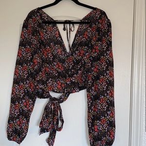 Floral Tie Crop Top